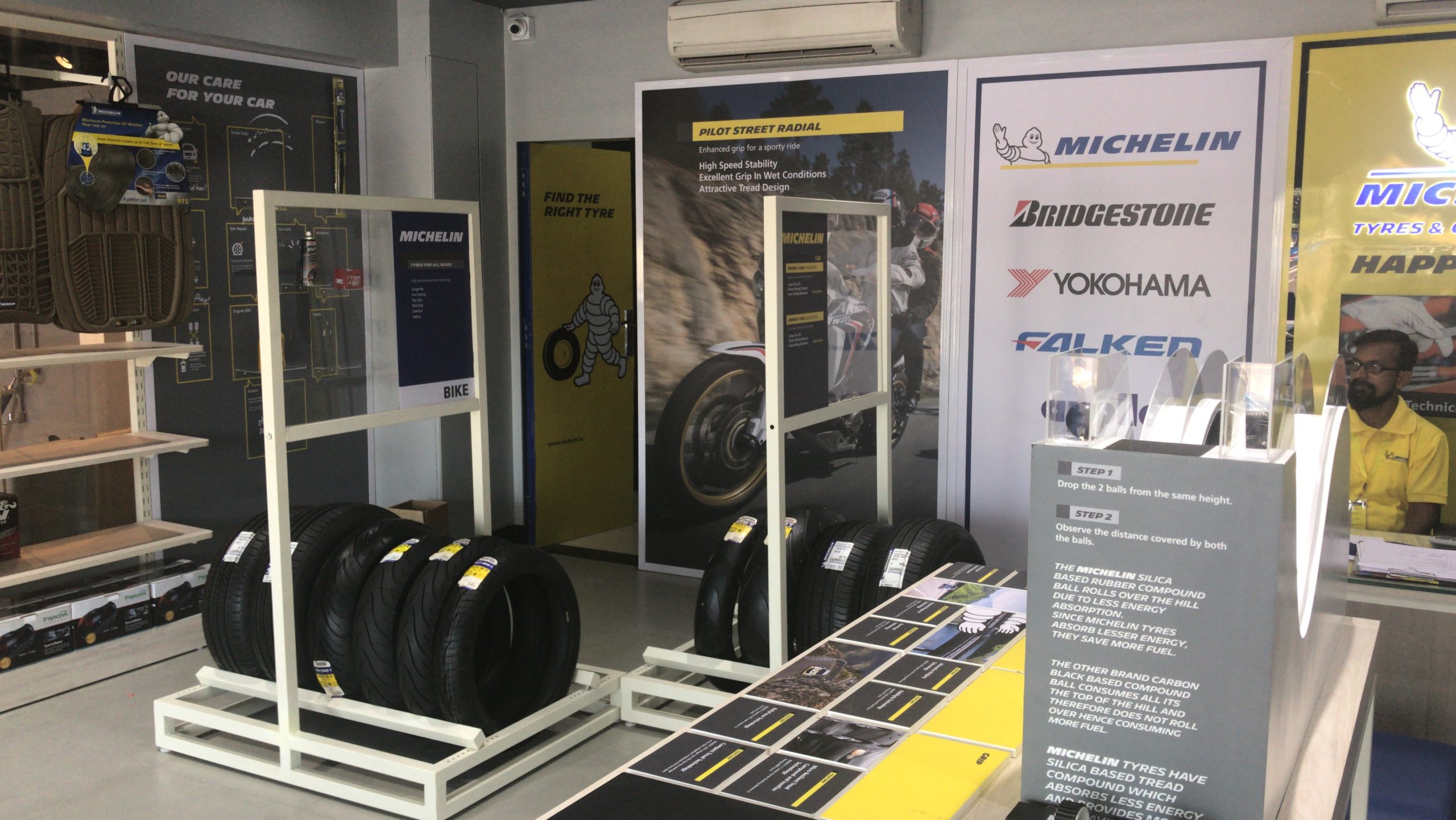 Michelin Tyre Showroom by TIB Retail Delhi