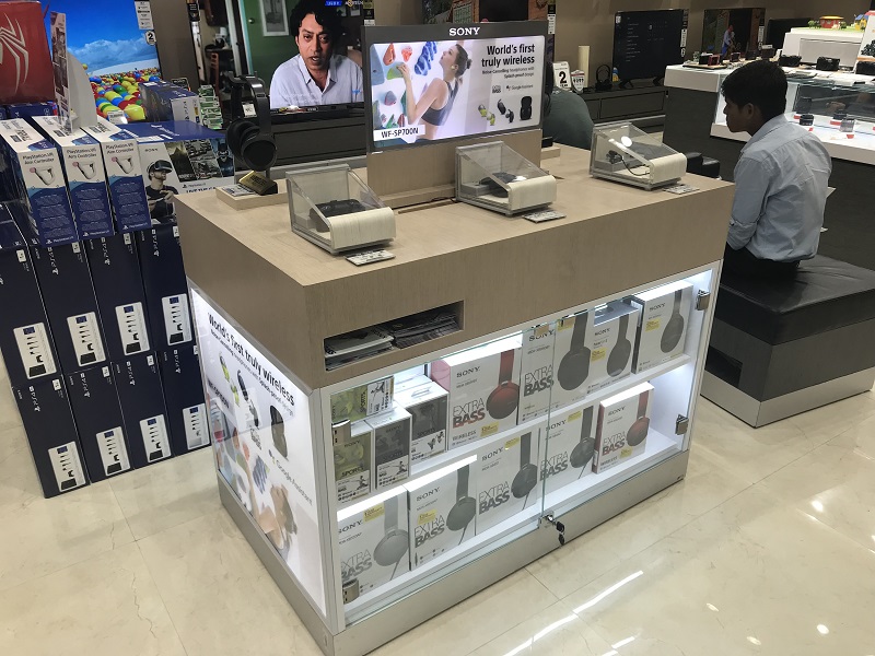 Sony MDR Display by TIB Retail Delhi